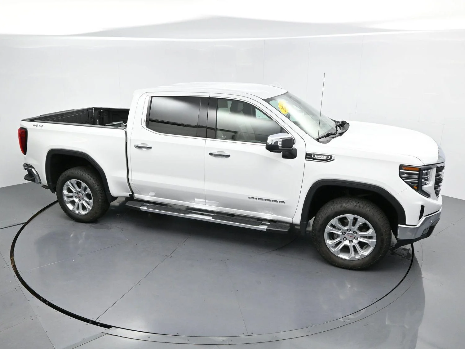 Used 2023 Summit White GMC SLT image 41