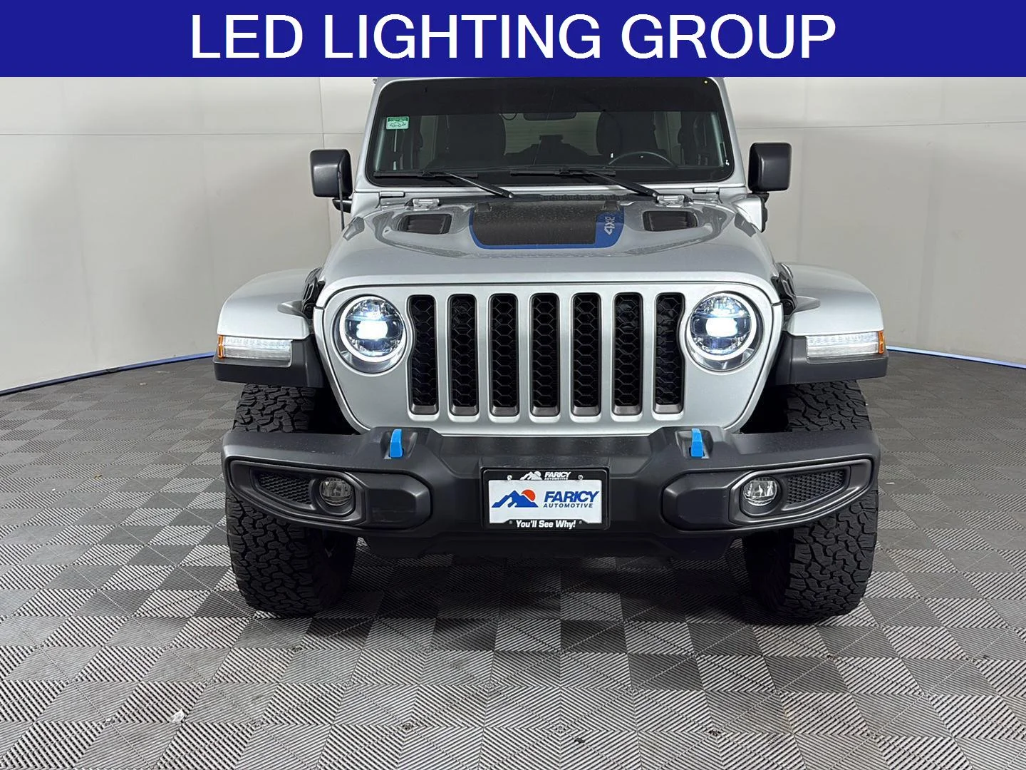 Used 2023 Silver Zynith Clearcoat Jeep Rubicon image 4