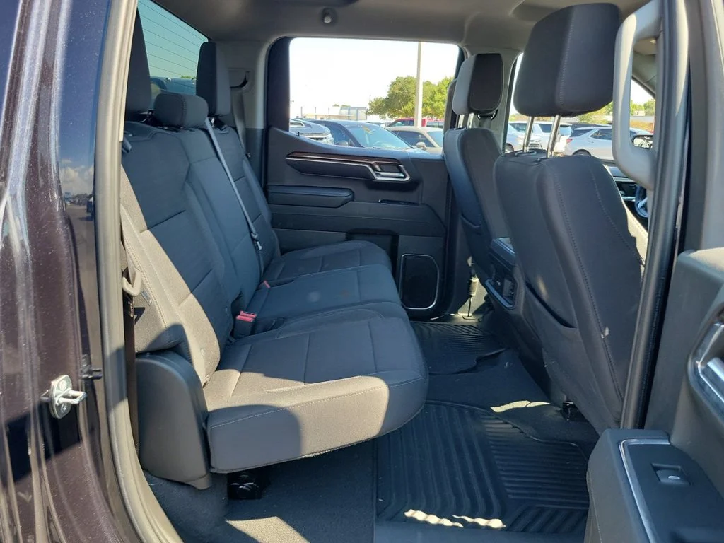 2023 Chevrolet Silverado 1500 LT - Photo 33