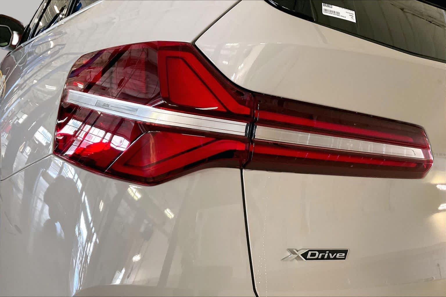 New 2026 Dune Grey Metallic BMW 30 xDrive image 14