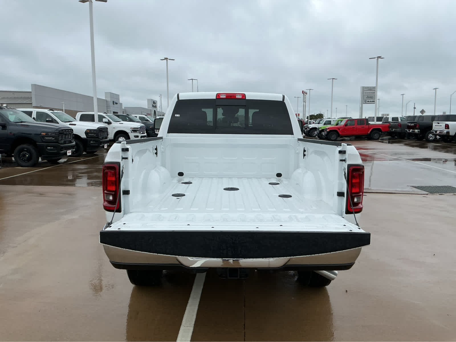 New 2026 Bright White Clearcoat Ram Tradesman image 10