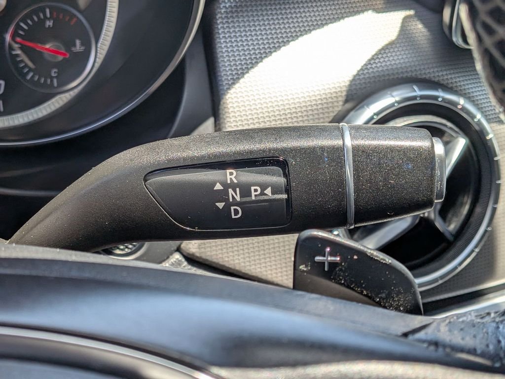 Used 2018  Mercedes-Benz CLA 250 image 34