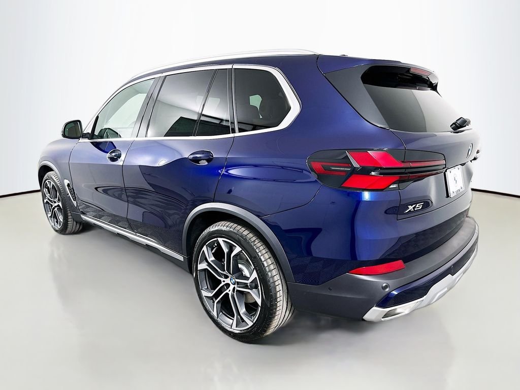 New 2026 Tanzanite Blue II Metallic BMW xDrive40i image 7