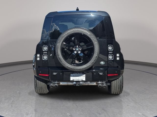 Used 2022 Black Land Rover  image 7