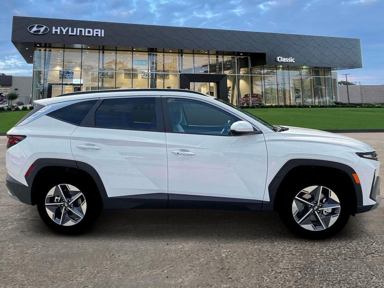 New 2026 Serenity White Pearl Hyundai SEL image 9
