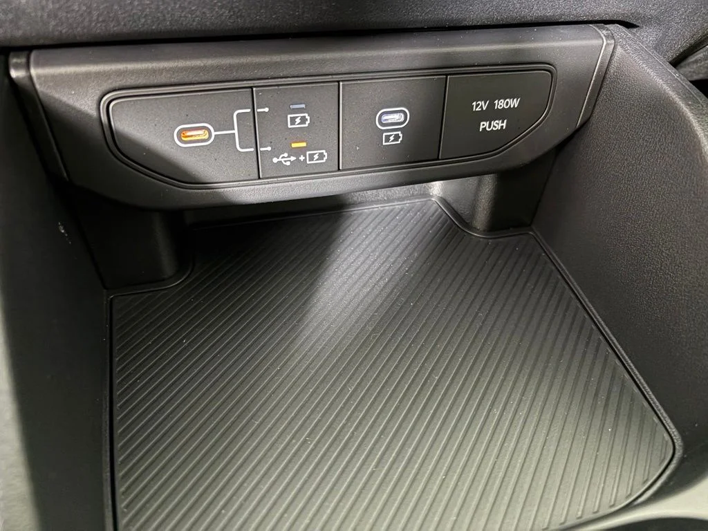 New 2026  Kia LXS image 32