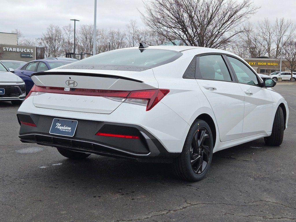 New 2026 White Hyundai SEL Sport image 13