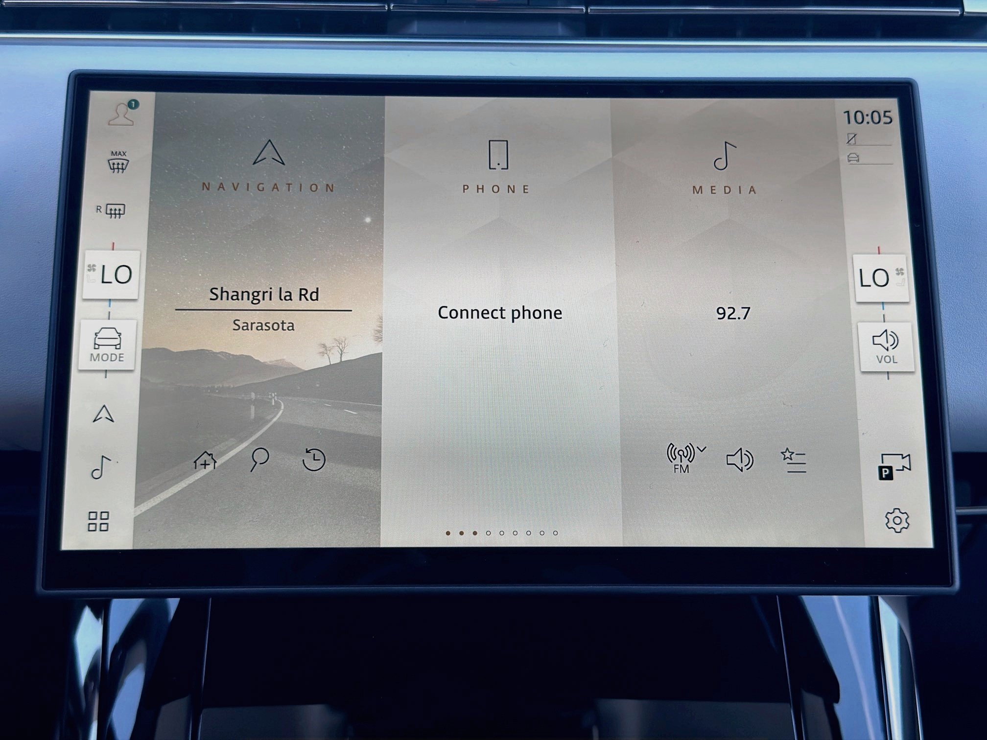 New 2026 Borasco Grey LAND ROVER Autobiography image 33