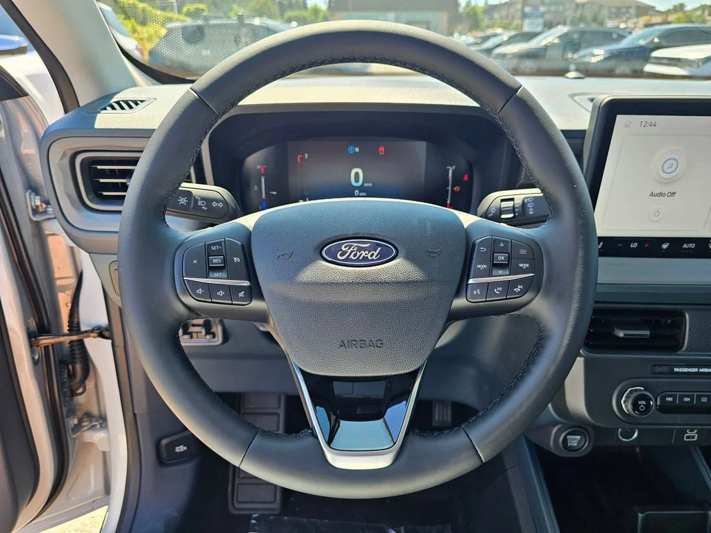 New 2025 White Ford XLT image 25
