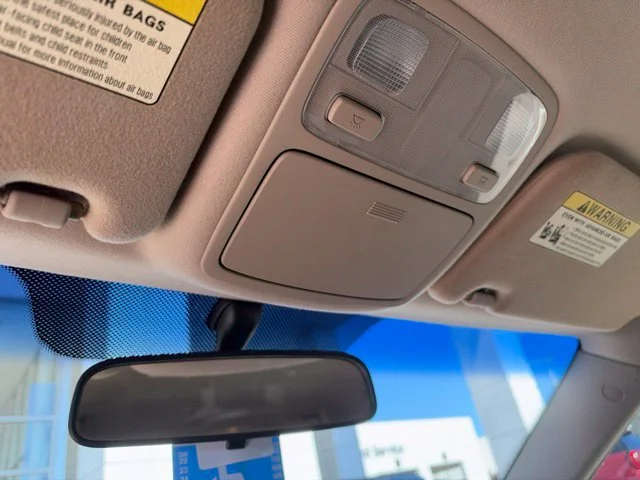 Used 2007 Tan Kia LX image 12