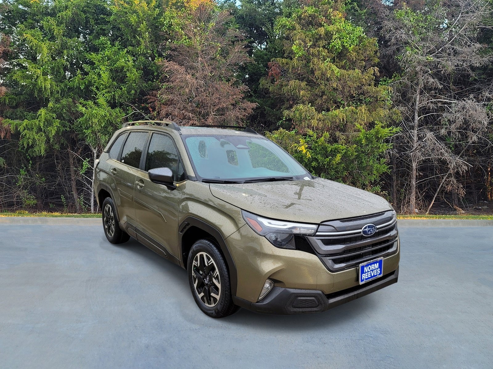 Certified Used 2025 Autumn Green Metallic Subaru Premium image 16