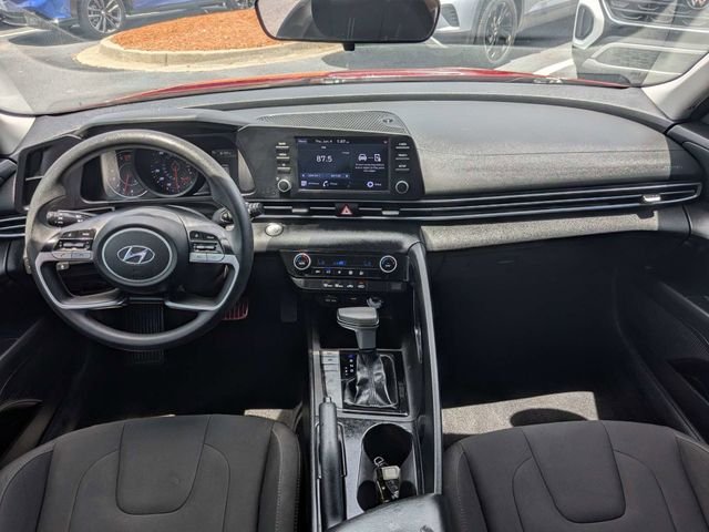 Used 2022 Red Hyundai SEL image 13