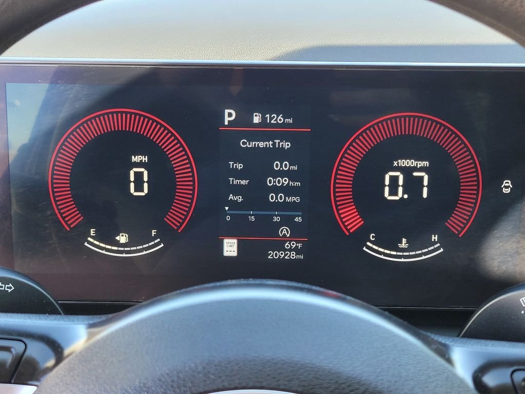 Used 2025 Gray Hyundai SEL image 23