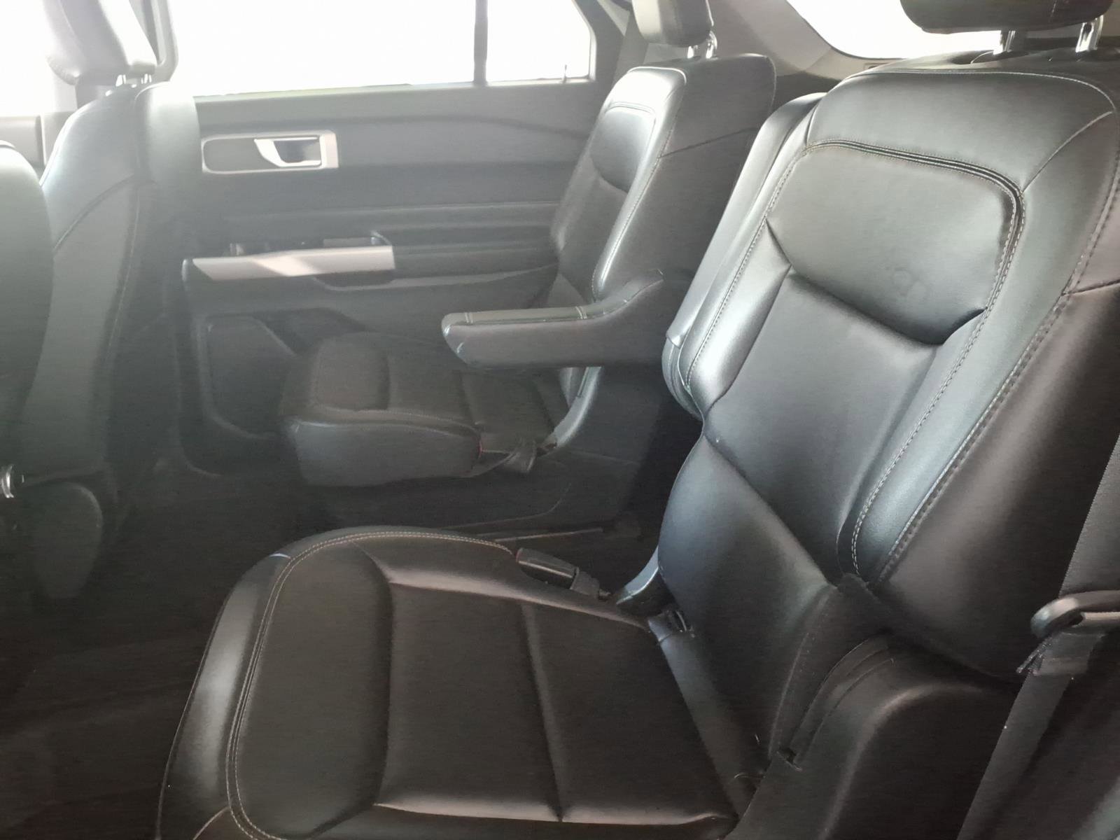 2022 Ford Explorer XLT - Photo 13