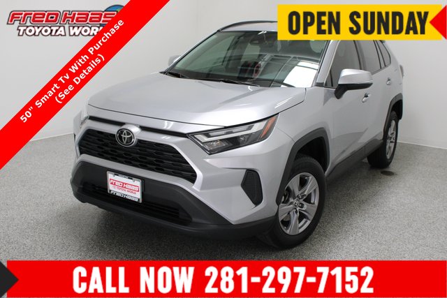 2024 Toyota RAV4 XLE