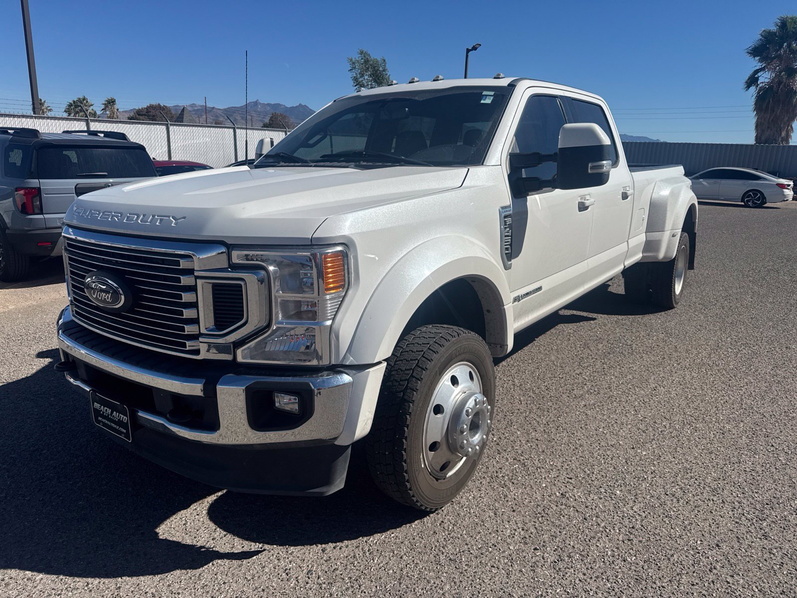 Used 2022 Star White Metallic Tri-Coat Ford Lariat image 1