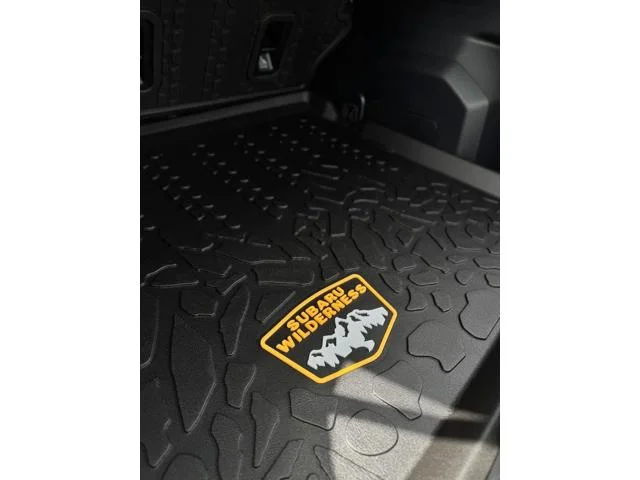 New 2026 CRYSTAL BLACK SILICA Subaru Wilderness image 37