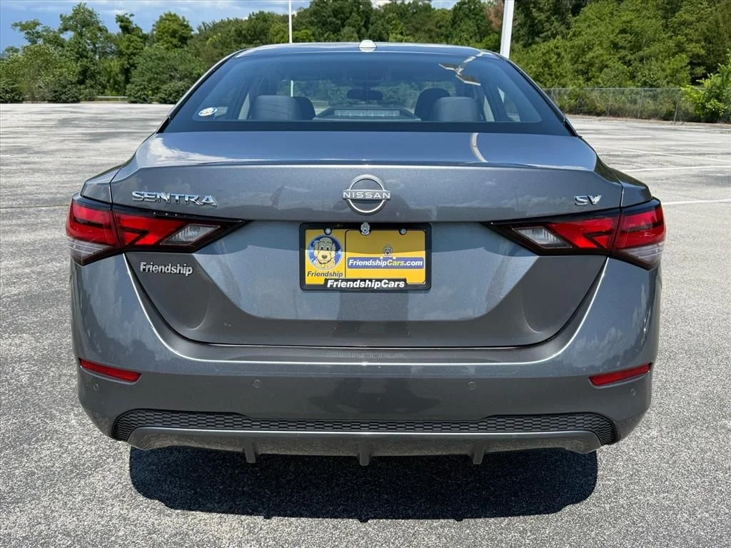 Used 2024 Gray Nissan SV image 7