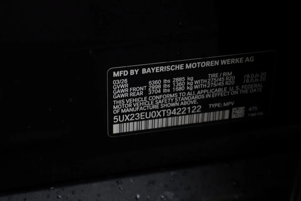 New 2026 BLACK SAPPHIRE BMW xDrive40i image 25
