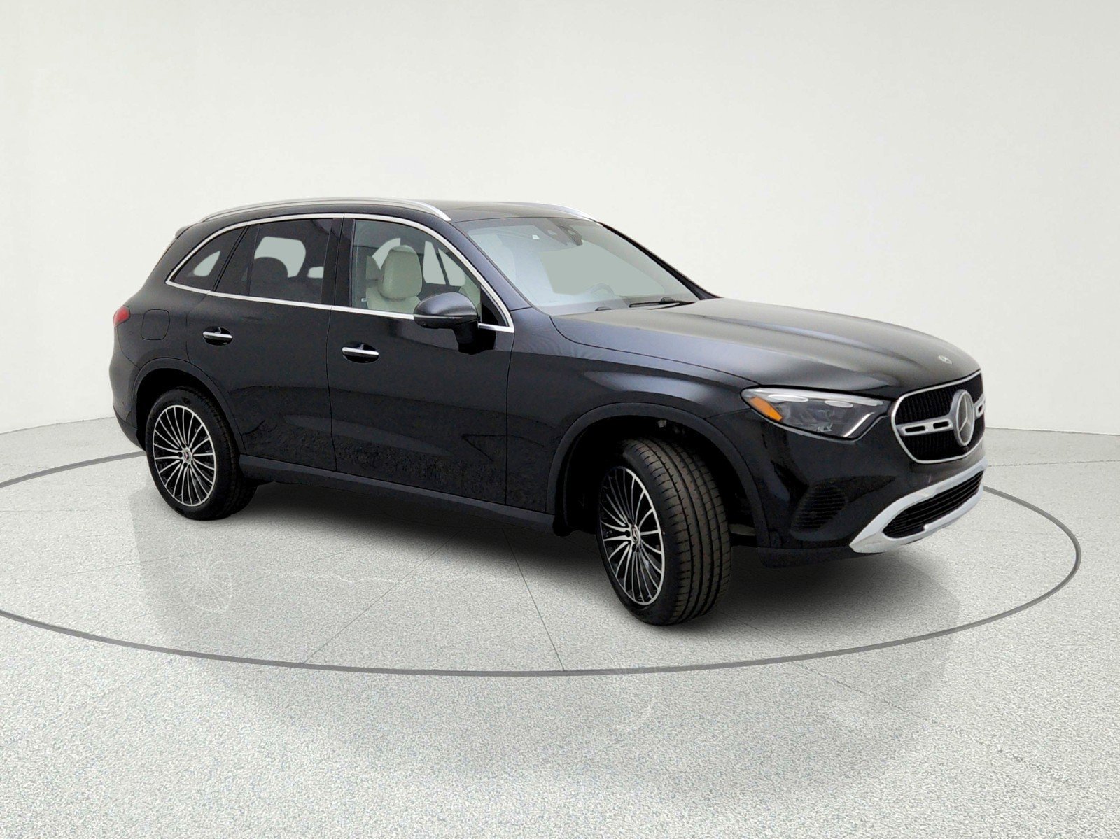 New 2026 Black Mercedes-Benz GLC 300 SUV image 33
