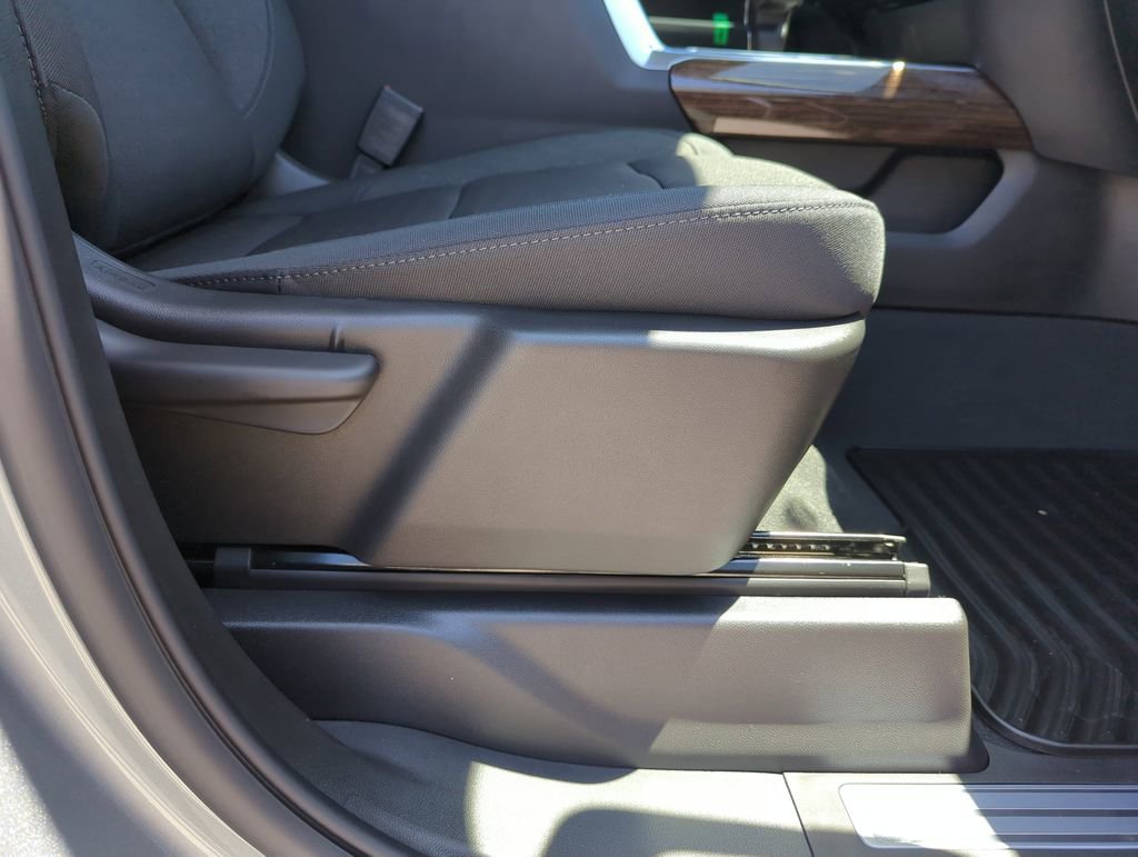 New 2026 Sterling Metallic GMC Elevation image 35