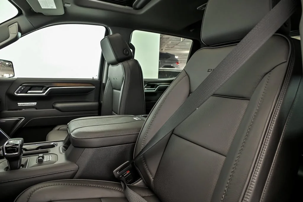 2026 GMC Sierra 1500 Denali - Photo 9
