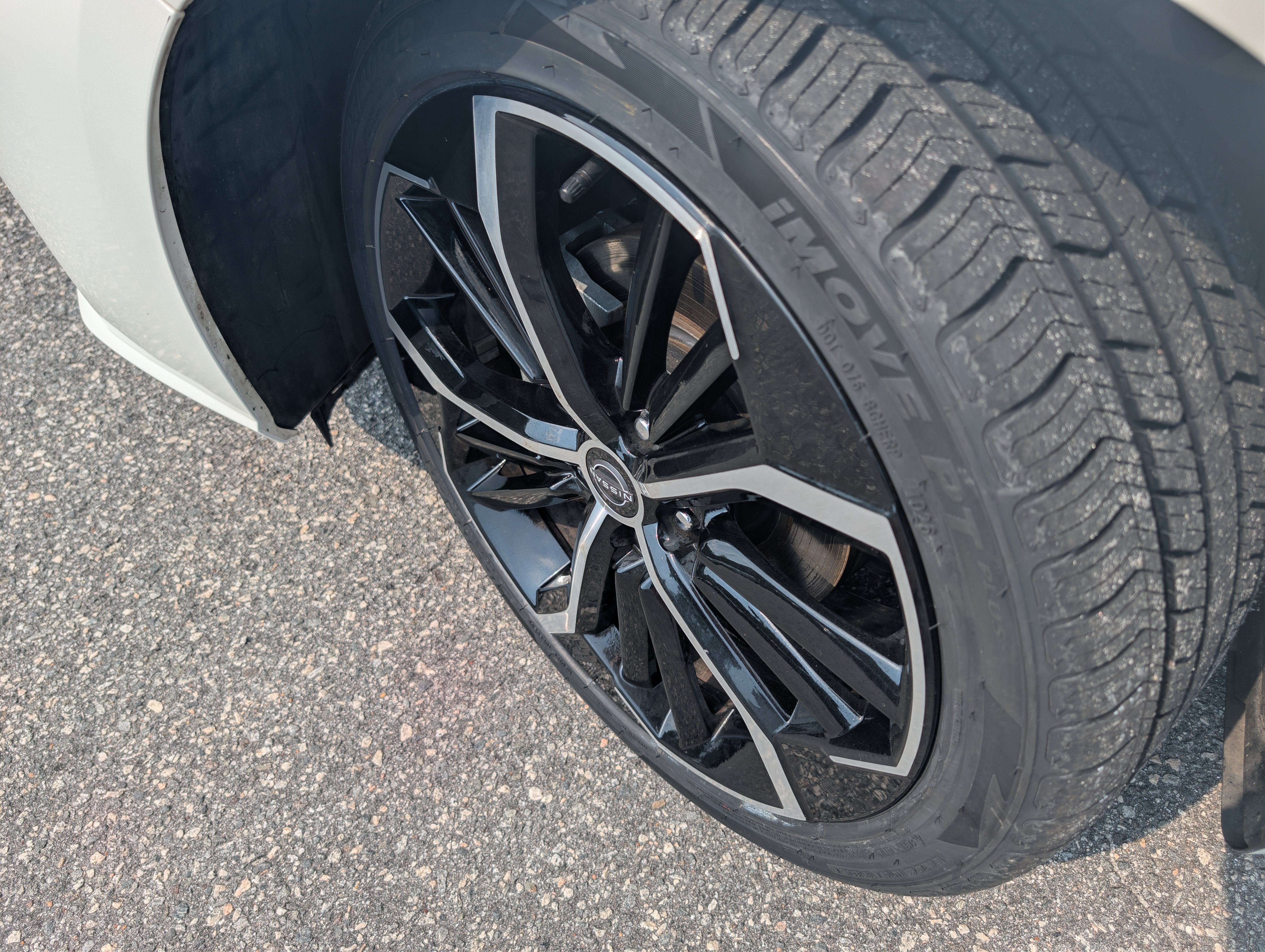 Used 2025 Pearl White Tricoat Nissan SR image 7