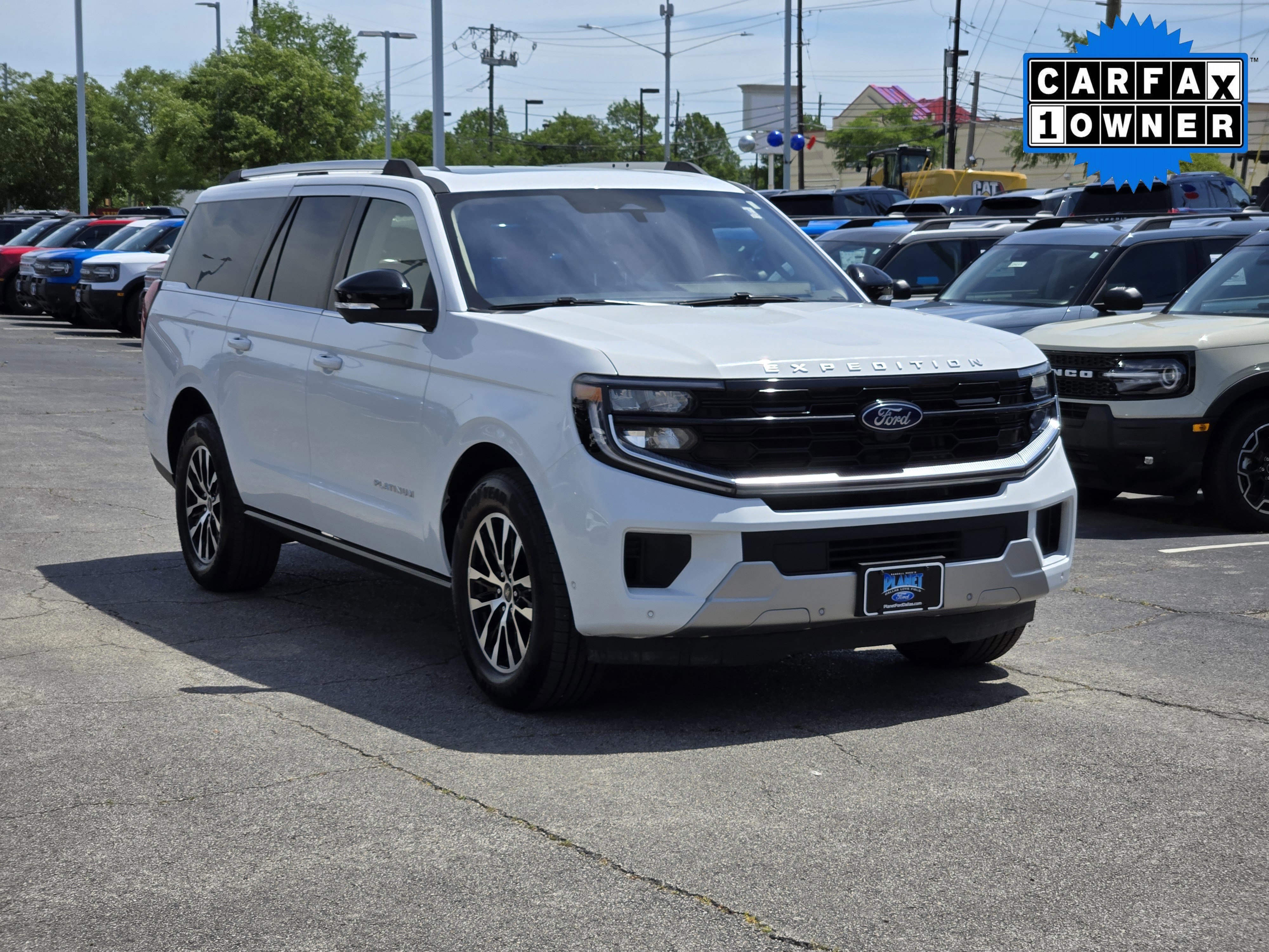 Certified Used 2025 Oxford White Ford Platinum image 3