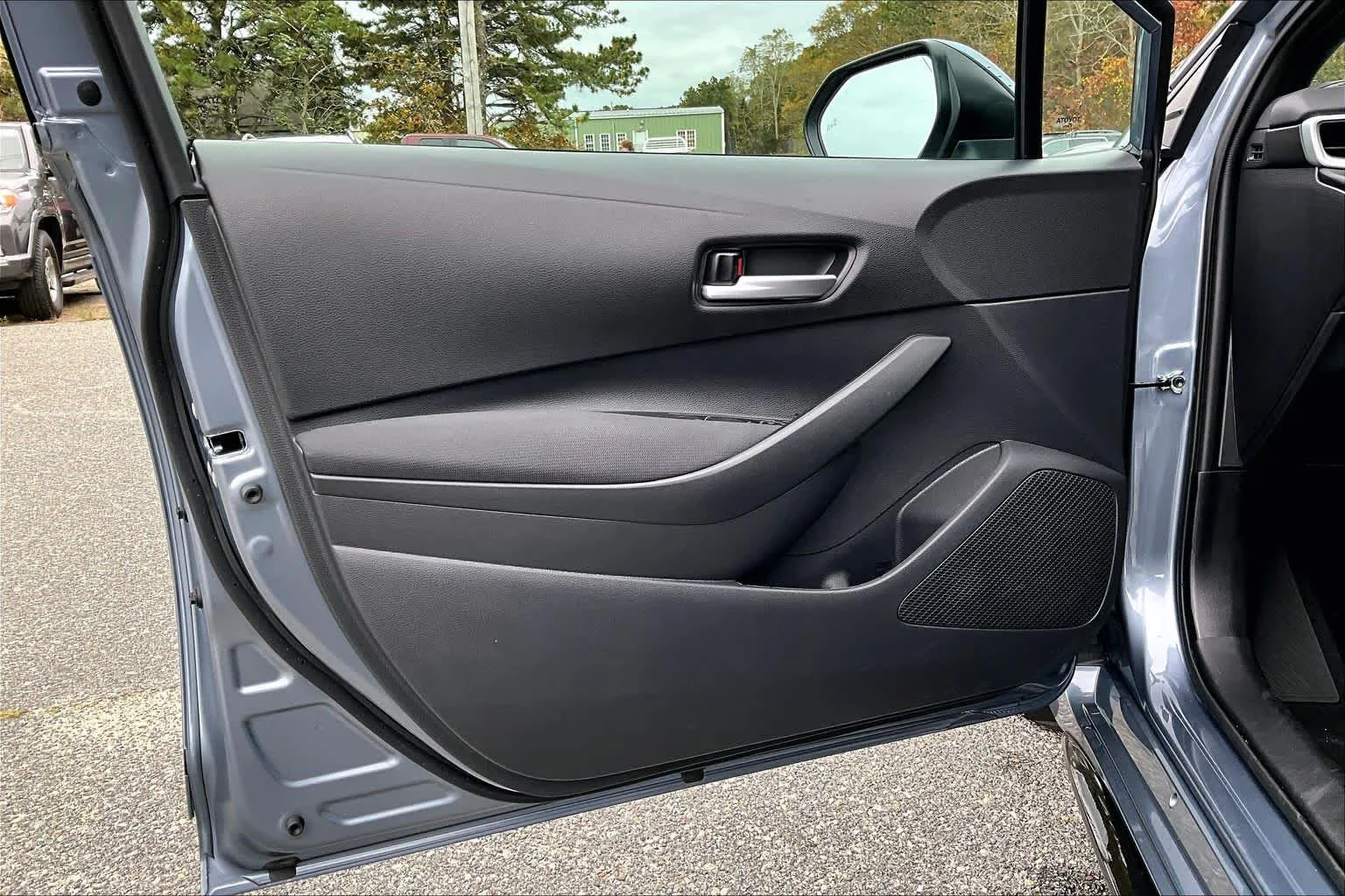 2026 Toyota Corolla SE - Photo 10