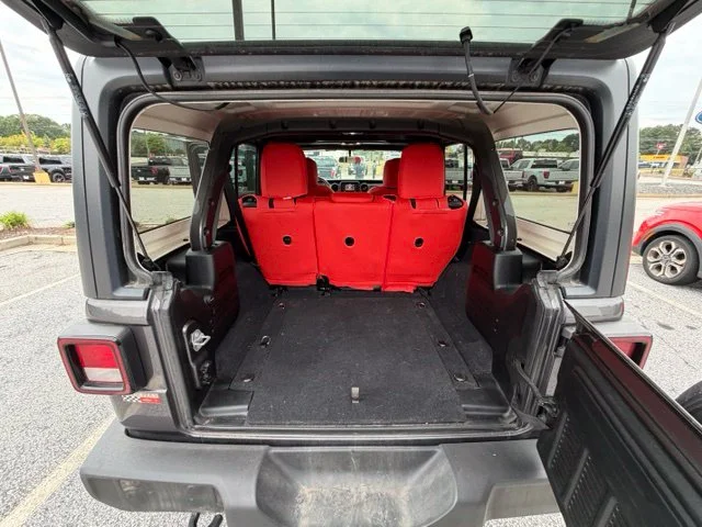 Used 2020 Gray Jeep Unlimited Sport S image 16