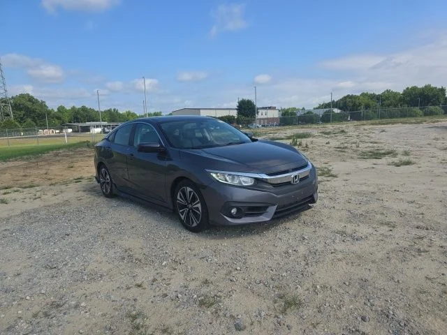 Used 2017 Gray Honda EX-T image 11