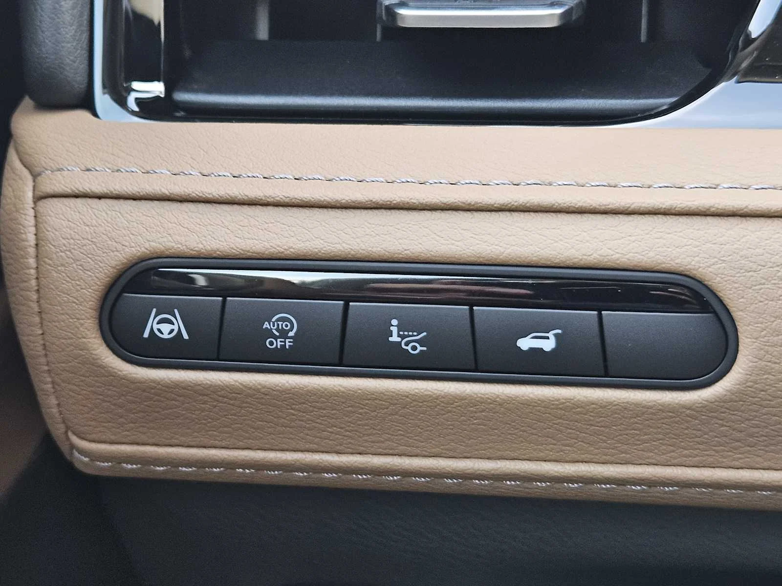 New 2027 DYNAMIC METAL INFINITI Luxe 4WD image 16