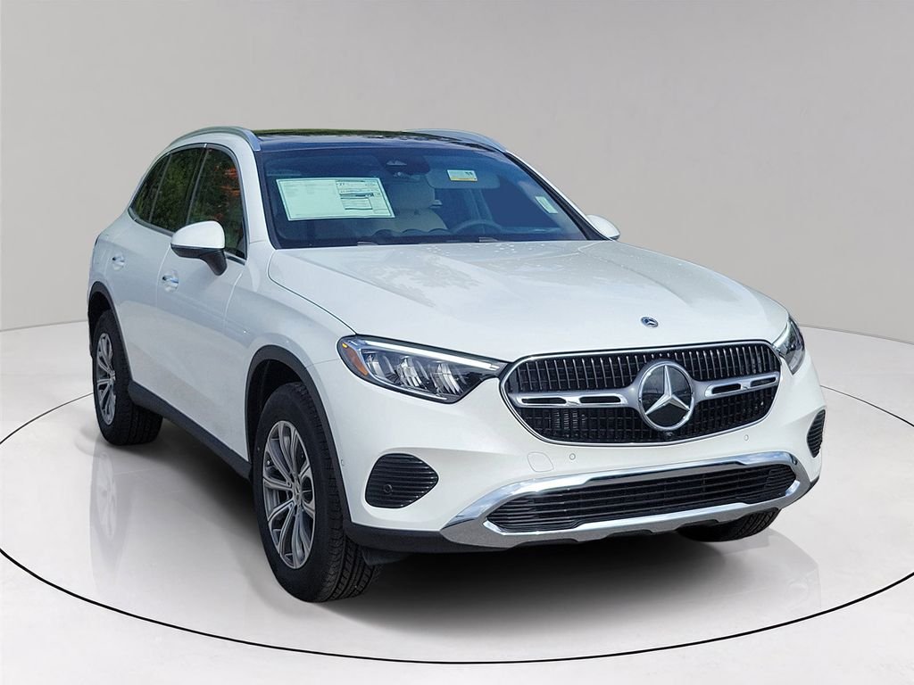 New 2026 White Mercedes-Benz GLC 300 image 1