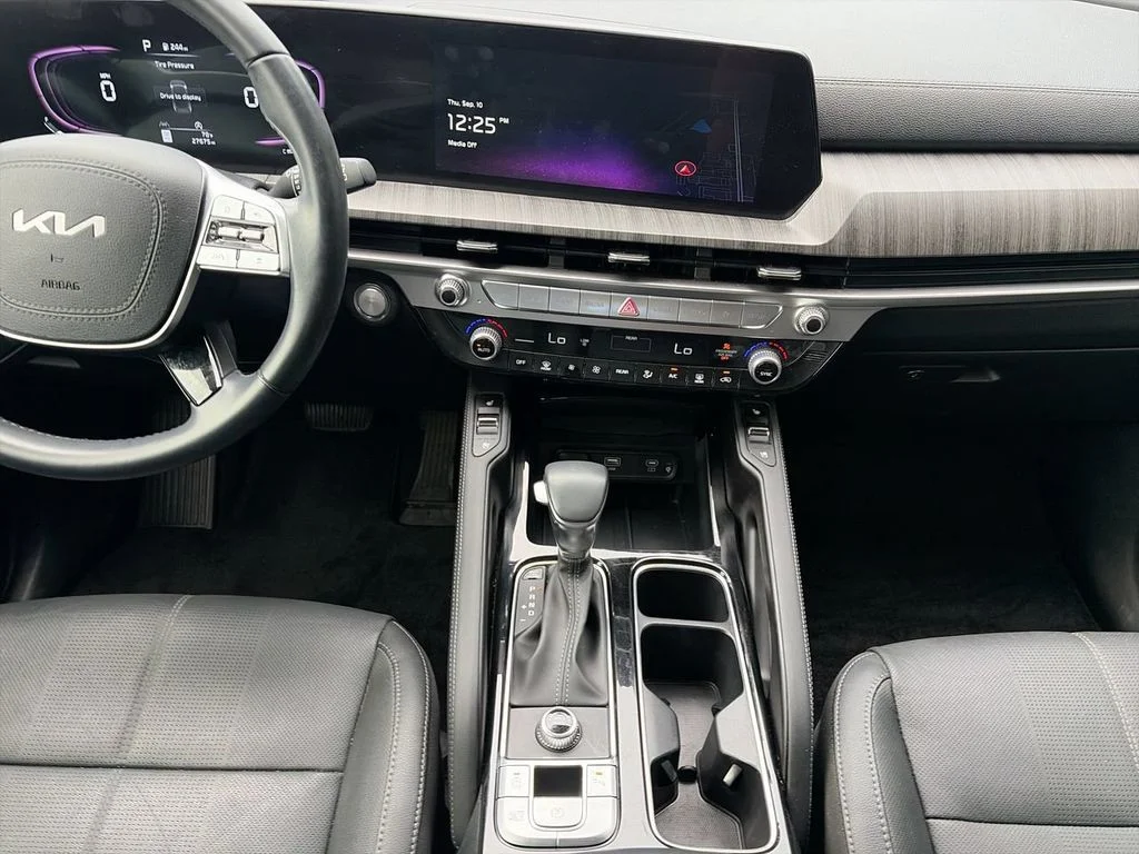 Used 2024 Silver Kia EX image 12