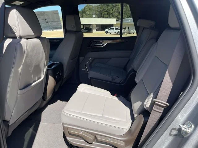 New 2026 Sterling Metallic GMC Elevation image 13