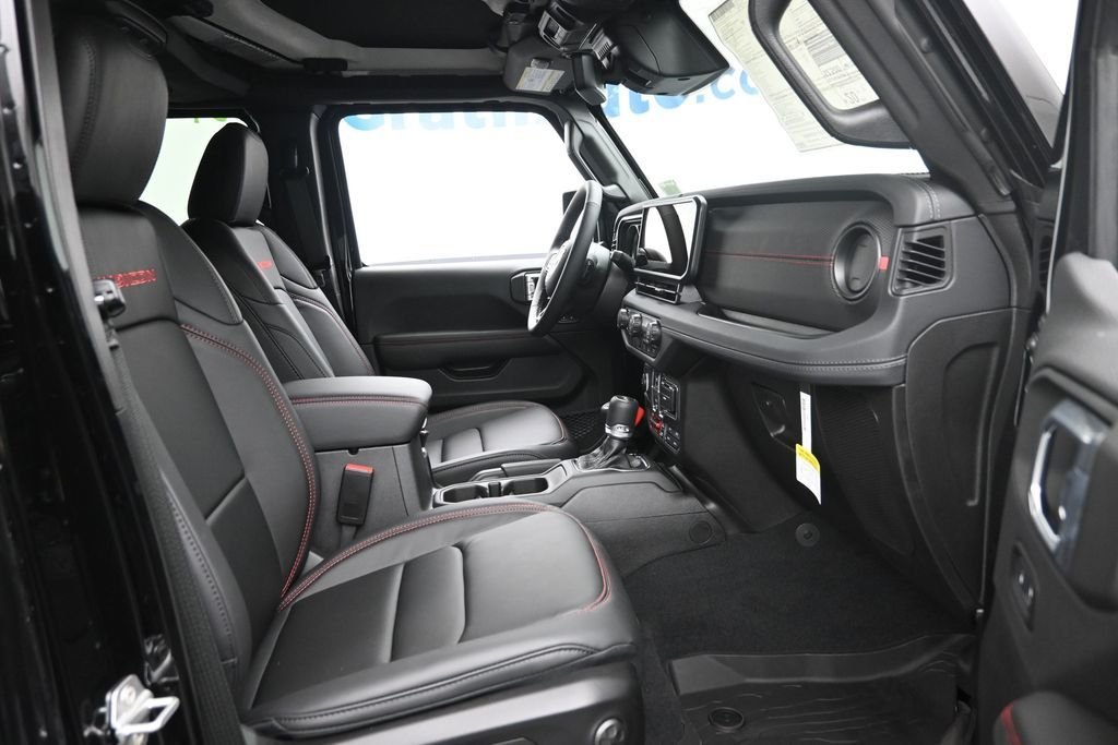 New 2026 Black Clear-Coat Exterior Paint Jeep Rubicon X image 9