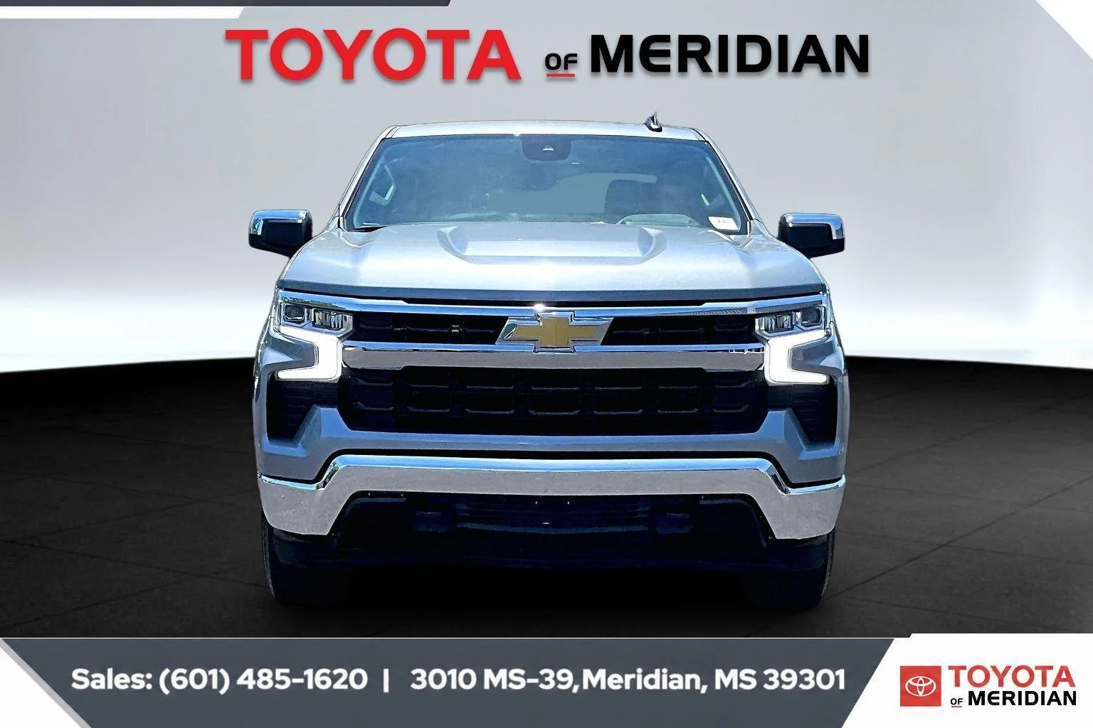 Used 2026 Sterling Gray Metallic Chevrolet LT image 3