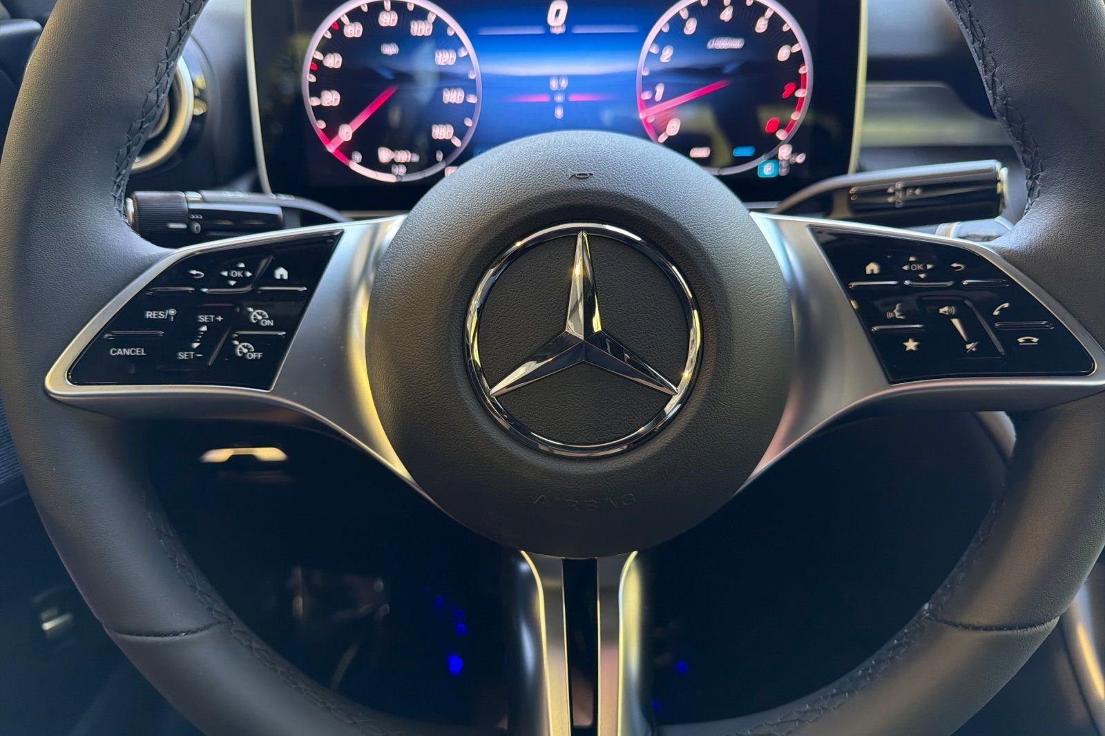 New 2026 MANUFAKTUR Alpine Grey Mercedes-Benz C 300 image 22