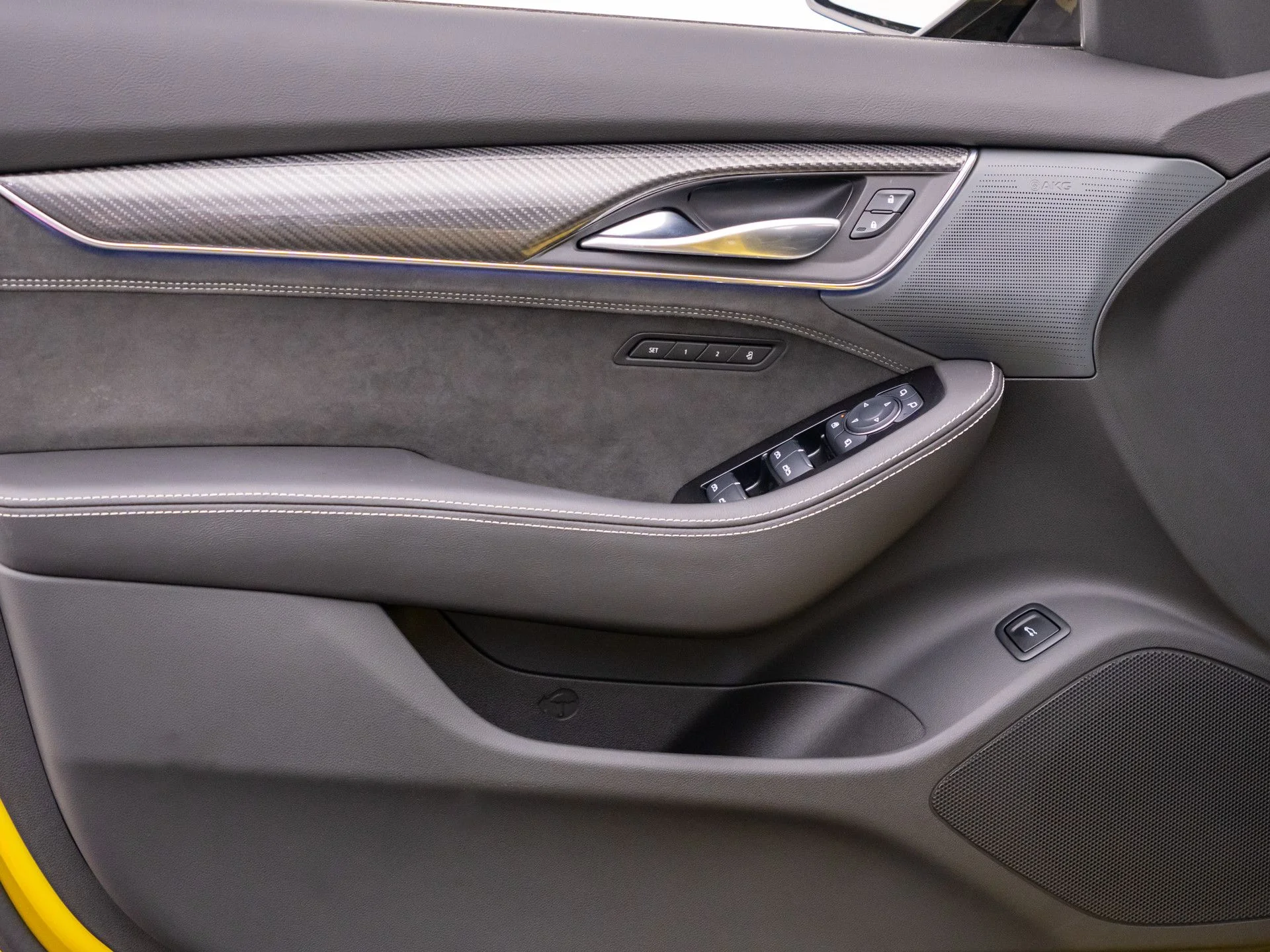 Used 2025 Yellow Cadillac V-Series image 15