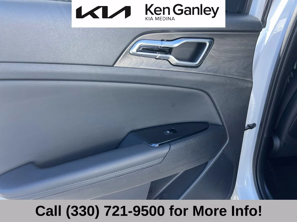 Certified Used 2025 White Kia X-Pro Prestige image 44
