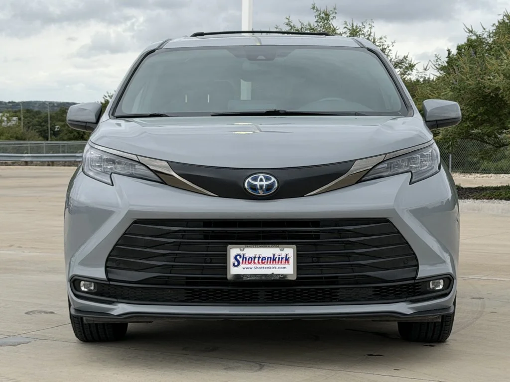 Used 2024 Gray Toyota Woodland Edition image 7