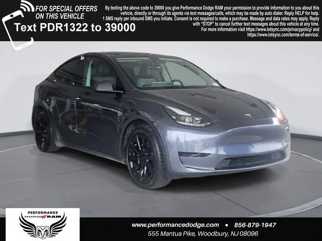 2023 Tesla Model Y Long Range Dual Motor All-Wheel Drive's photo