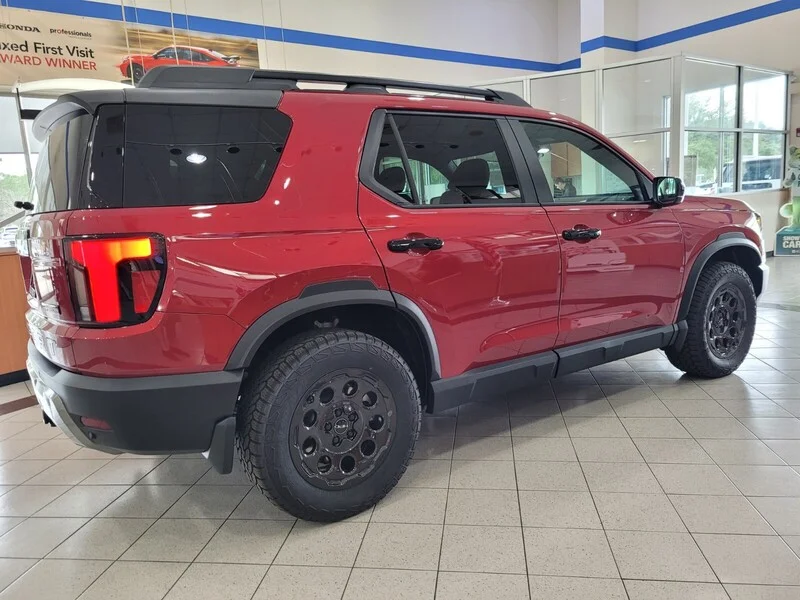 New 2026 Radiant Red Metallic Honda TRAILSPORT BLACKOUT AWD image 4