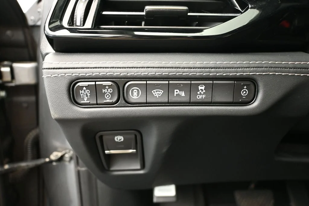Certified Used 2023 Gray Acura Advance image 33