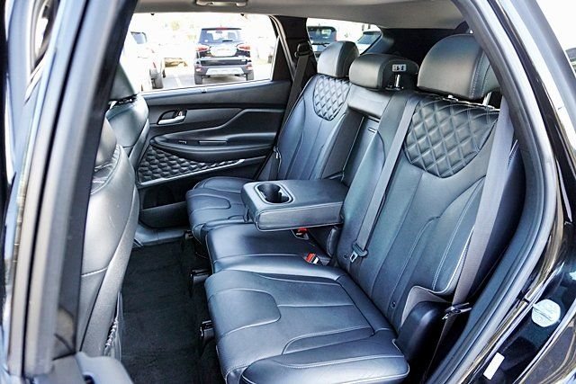 Used 2022 Black Hyundai SEL Premium image 18