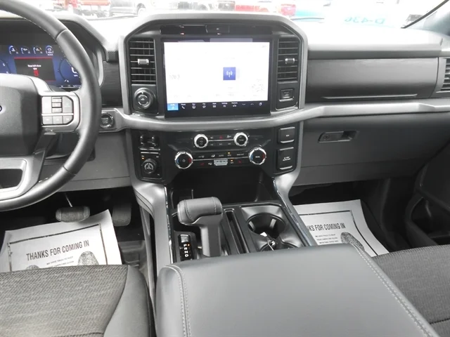 Used 2025 Iconic Silver FORD XLT image 4