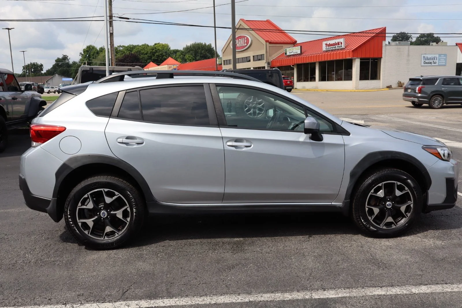 Used 2018 Ice Silver Metallic Subaru 2.0i Premium image 7