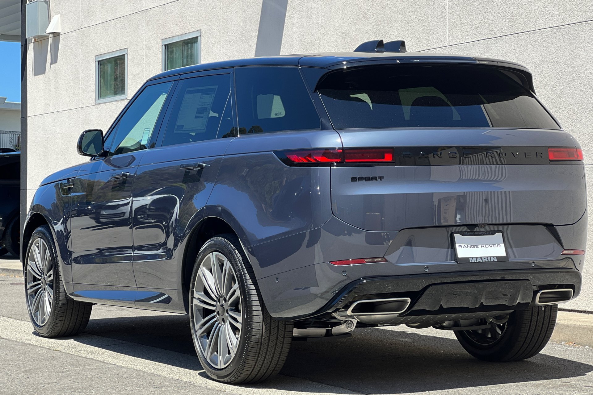 New 2026 Varesine Blue Land Rover Dynamic SE image 6