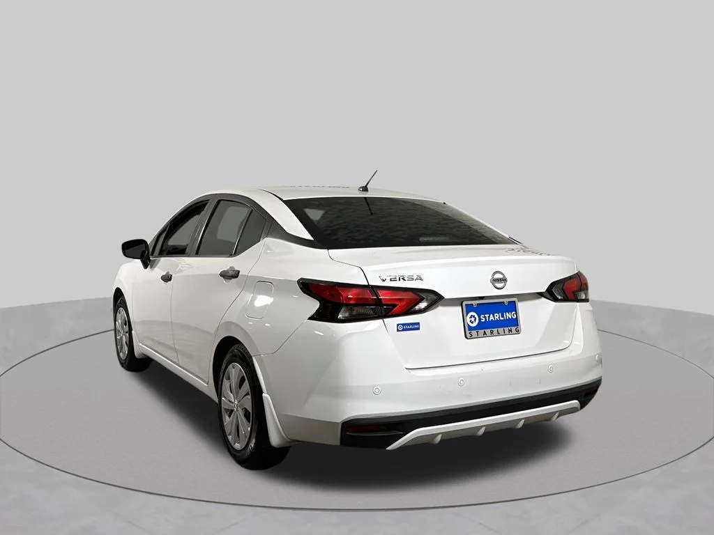 Used 2020 White Nissan 1.6 S image 6