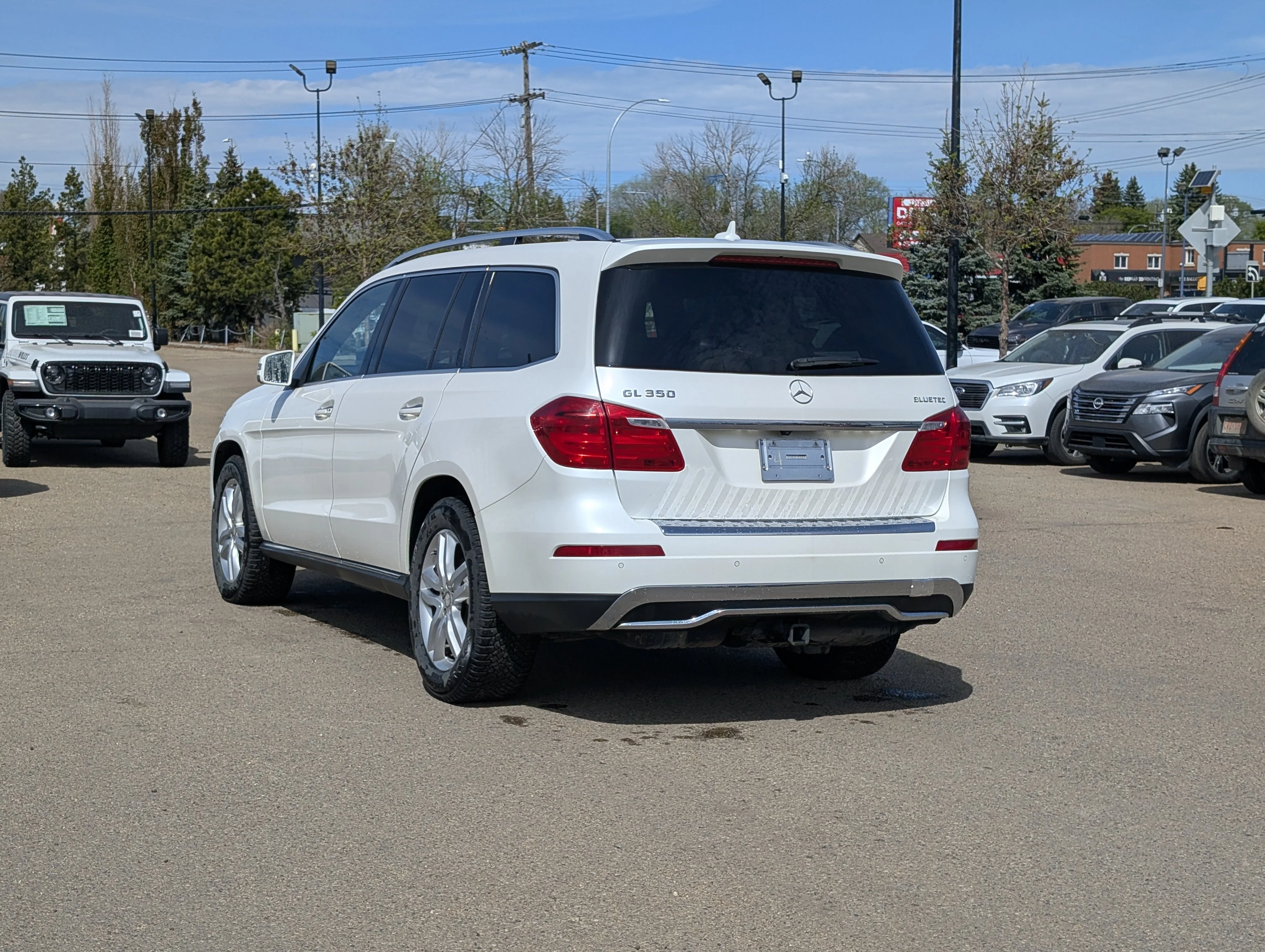 Used 2013 White Mercedes-Benz GL 350 BlueTEC image 4